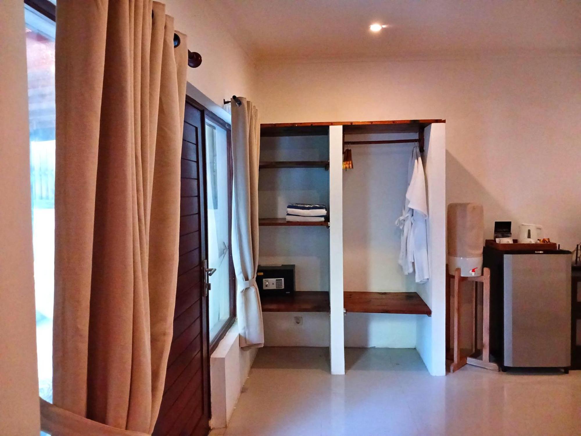 Scallywags Beach Club Gili Air Extérieur photo