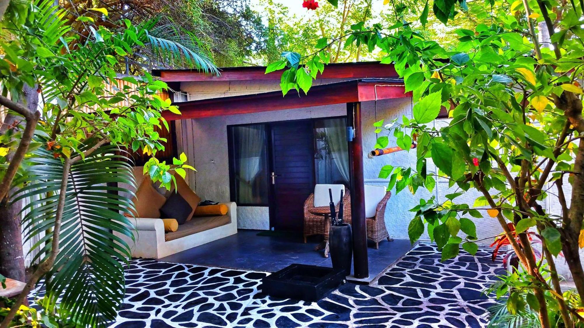 Scallywags Beach Club Gili Air Extérieur photo