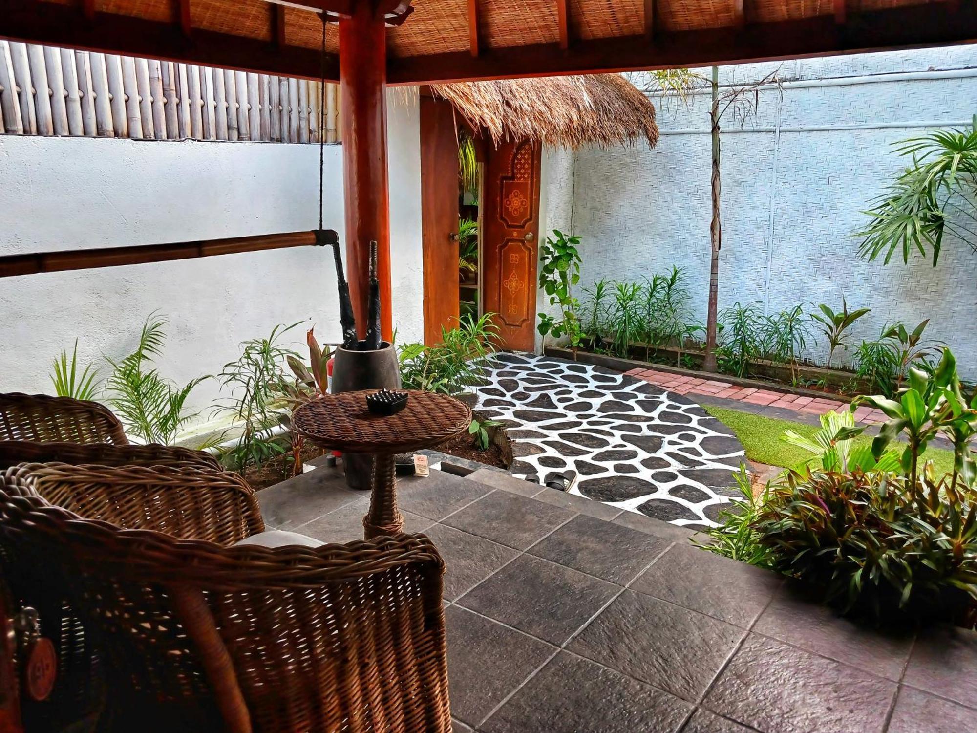 Scallywags Beach Club Gili Air Extérieur photo