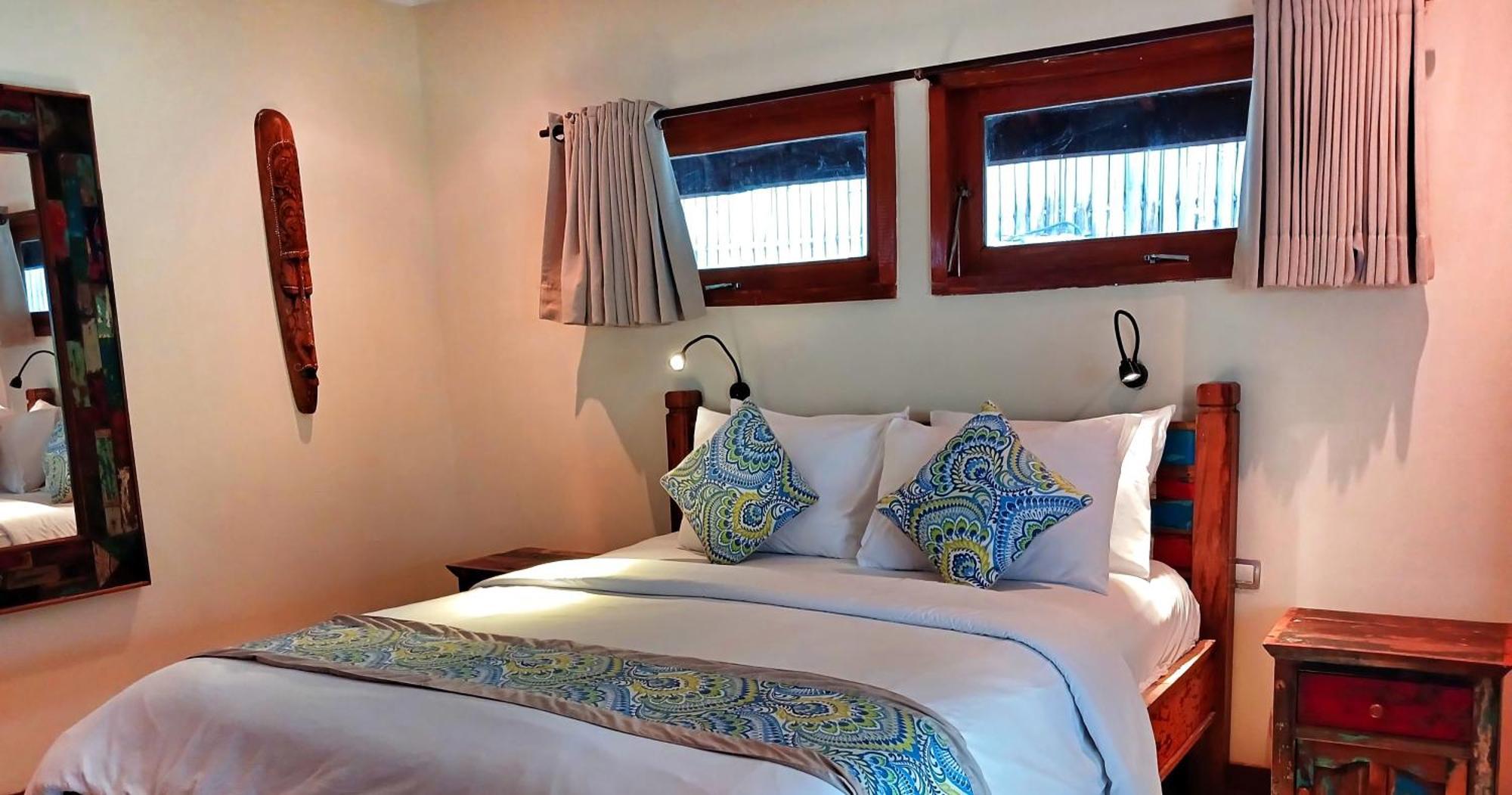Scallywags Beach Club Gili Air Extérieur photo